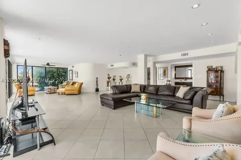 3100 NE 48th Street Fort Lauderdale FL 33308