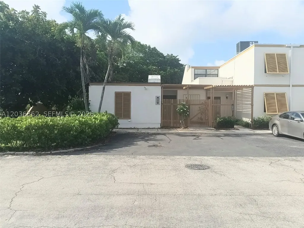1700 SW 131st Place Circle S Miami FL 33175