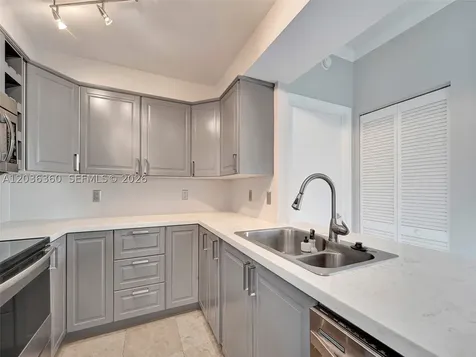 2475 Brickell Avenue Miami FL 33129