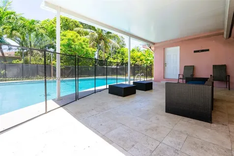 315 NW 124th Street North Miami FL 33168