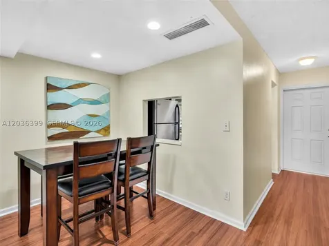8902 Palm Tree Lane Pembroke Pines FL 33024