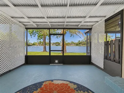 8902 Palm Tree Lane Pembroke Pines FL 33024