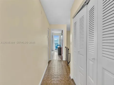 8902 Palm Tree Lane Pembroke Pines FL 33024