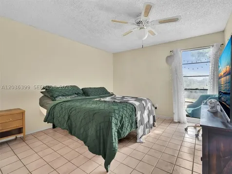 8902 Palm Tree Lane Pembroke Pines FL 33024