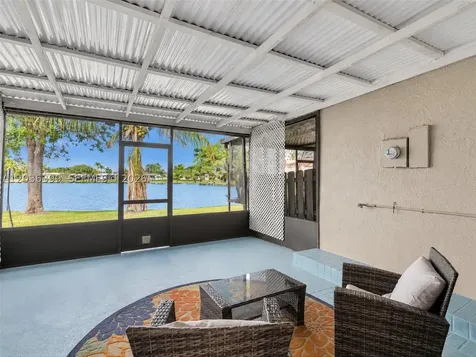 8902 Palm Tree Lane Pembroke Pines FL 33024