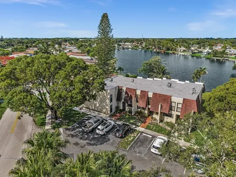 8902 Palm Tree Lane Pembroke Pines FL 33024