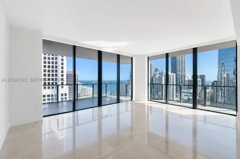 68 SE 6th Street Miami FL 33131