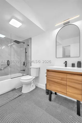 Hallandale Beach FL 33009