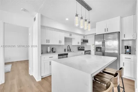 Hallandale Beach FL 33009