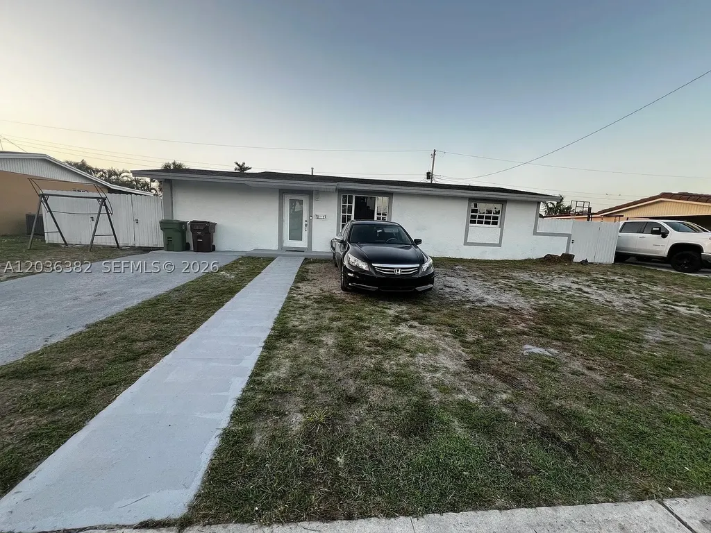 1271 W 79th Street Hialeah FL 33014