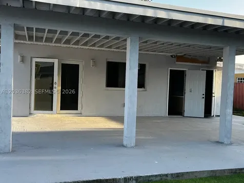 1271 W 79th Street Hialeah FL 33014