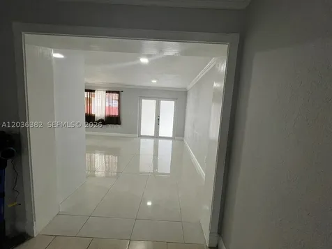 1271 W 79th Street Hialeah FL 33014
