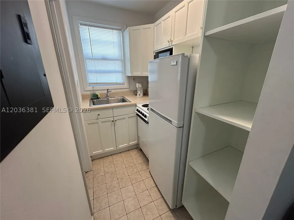 300 Sunset Drive Fort Lauderdale FL 33301