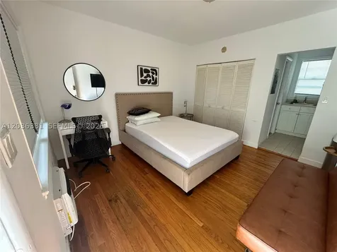 300 Sunset Drive Fort Lauderdale FL 33301