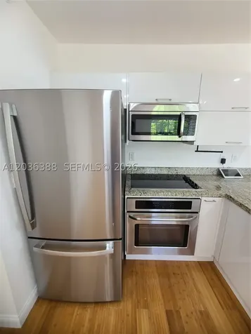 825 Michigan Avenue Miami Beach FL 33139