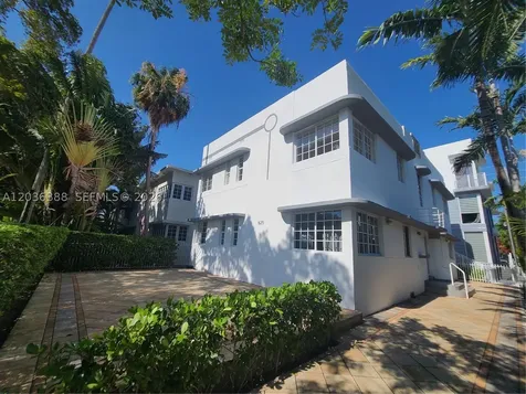825 Michigan Avenue Miami Beach FL 33139