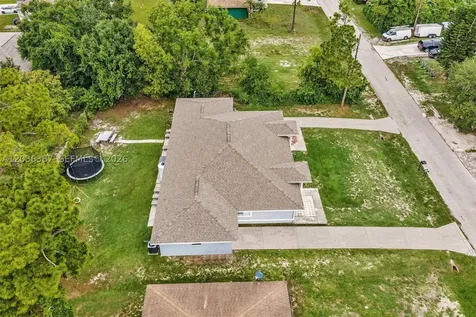 5327 30 Street SW Lehigh Acres FL 33973