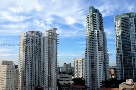 50 Biscayne Bl Miami FL 33132