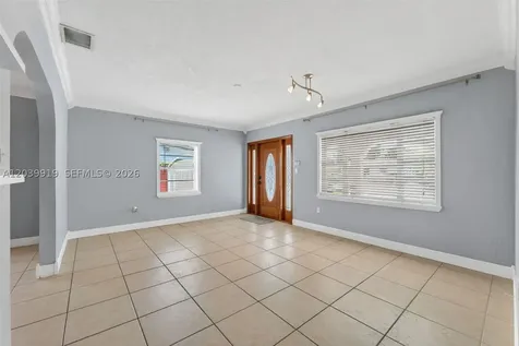 920 NW 35th Avenue Miami FL 33125
