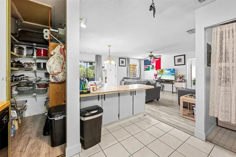 5839 La Pinata Boulevard Green Acres FL 33463