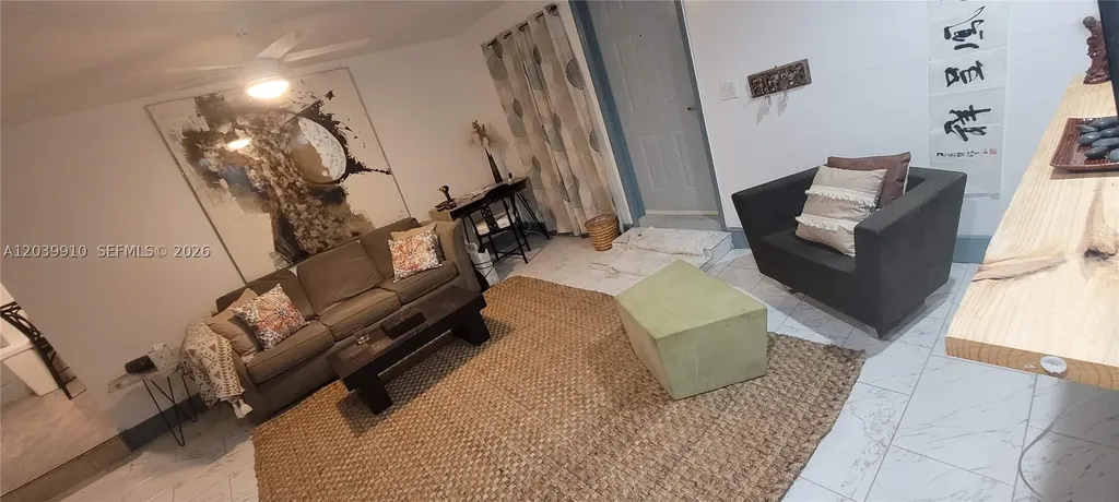 104 NE 5th Street Fort Lauderdale FL 33301