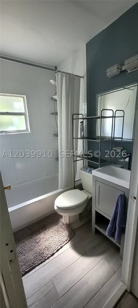 104 NE 5th Street Fort Lauderdale FL 33301