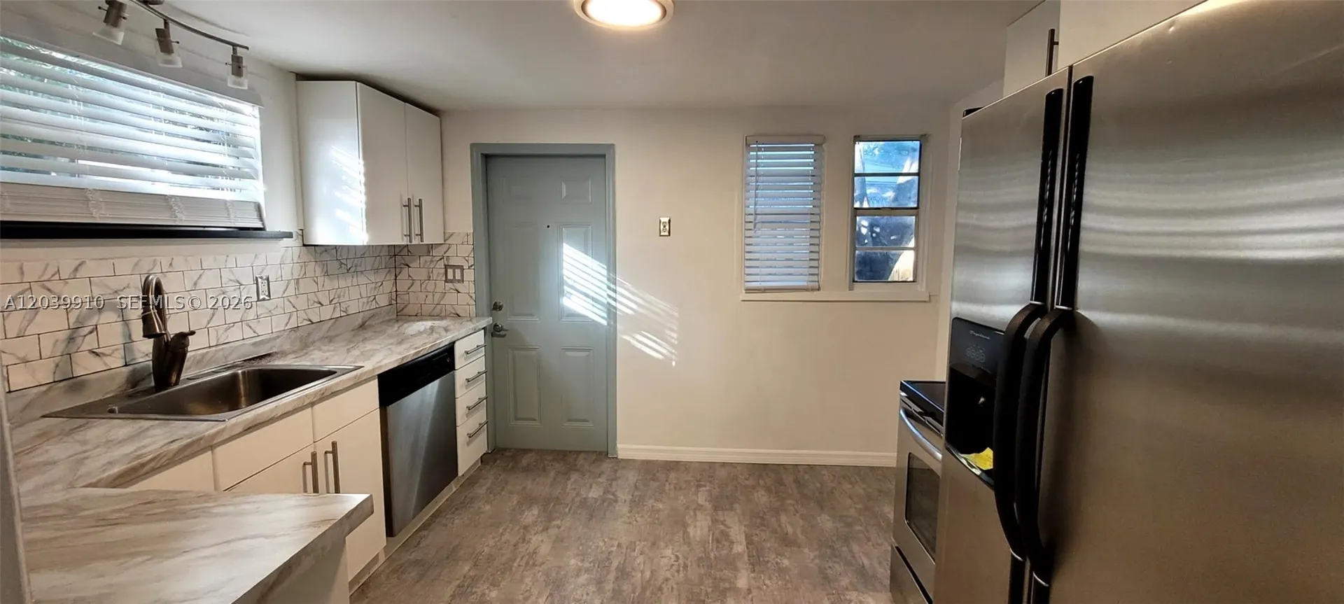 104 NE 5th Street Fort Lauderdale FL 33301