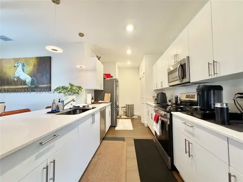 2950 Park Place Dania Beach FL 33312