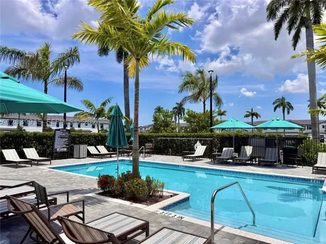 2950 Park Place Dania Beach FL 33312