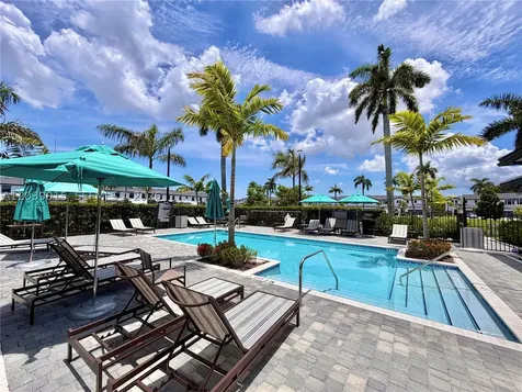 2950 Park Place Dania Beach FL 33312