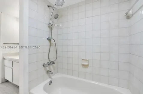995 SW 84th Avenue Miami FL 33144