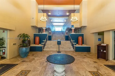 520 SE 5th Avenue Fort Lauderdale FL 33301