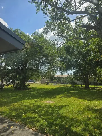 237 SW 13th Street Dania Beach FL 33004