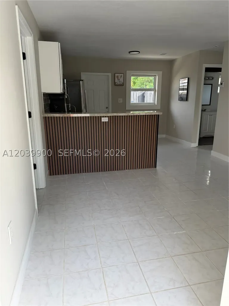 1533 NW 2nd Avenue Fort Lauderdale FL 33311