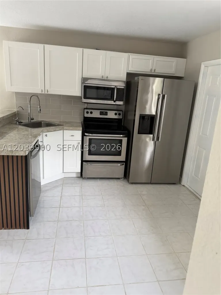 1533 NW 2nd Avenue Fort Lauderdale FL 33311