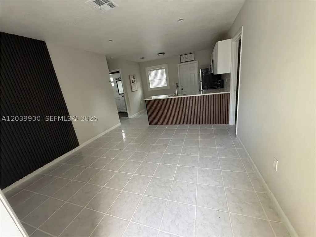 1533 NW 2nd Avenue Fort Lauderdale FL 33311