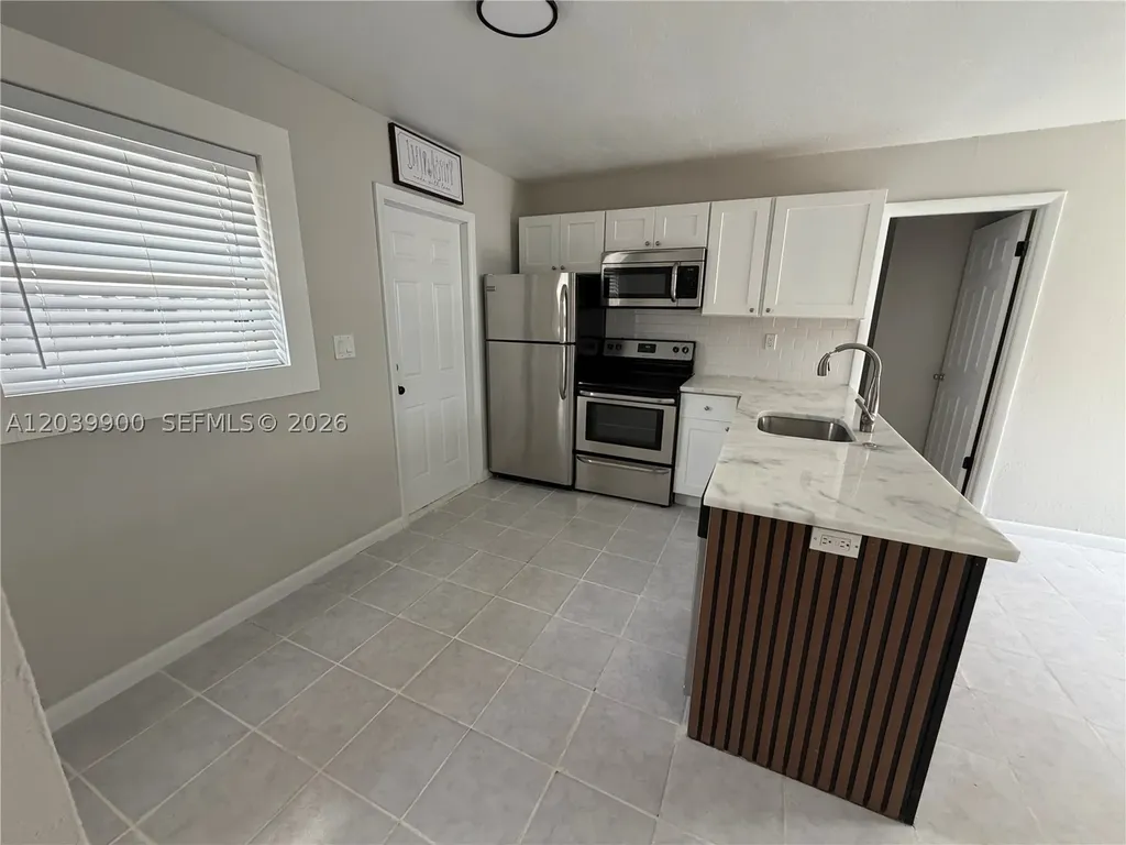 1533 NW 2nd Avenue Fort Lauderdale FL 33311