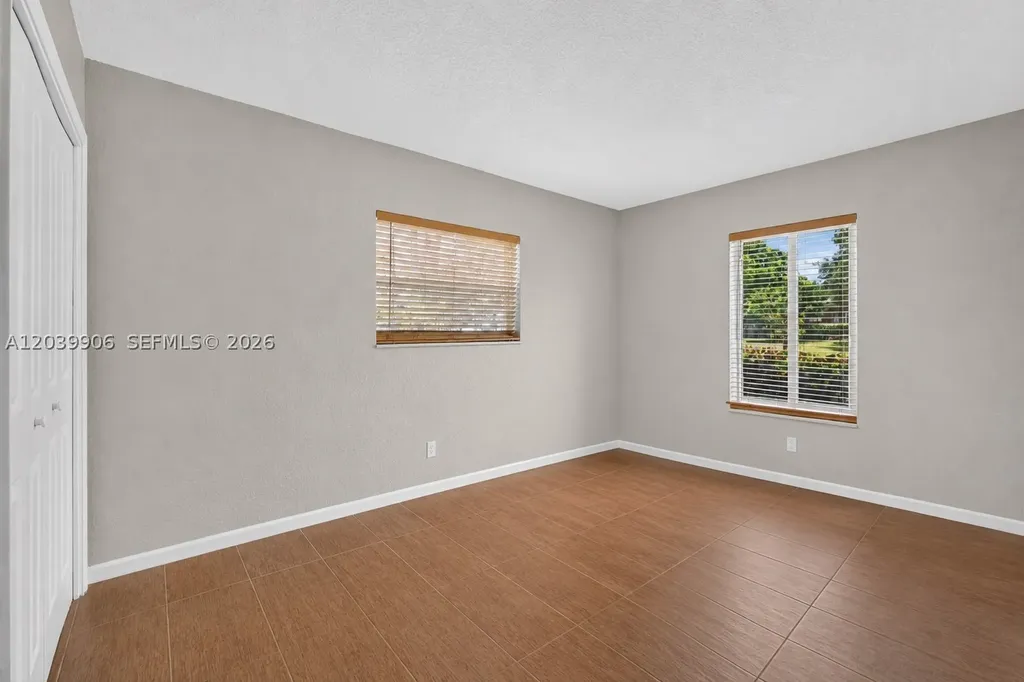 4831 NW 77th Court Pompano Beach FL 33073