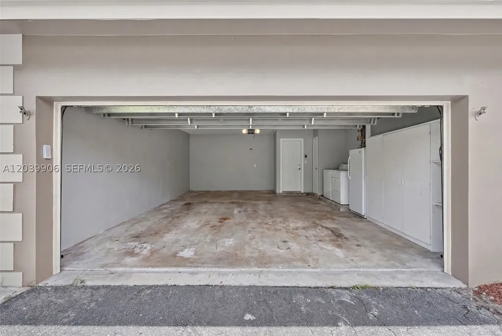 4831 NW 77th Court Pompano Beach FL 33073
