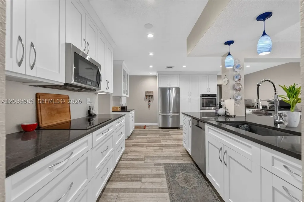 4831 NW 77th Court Pompano Beach FL 33073