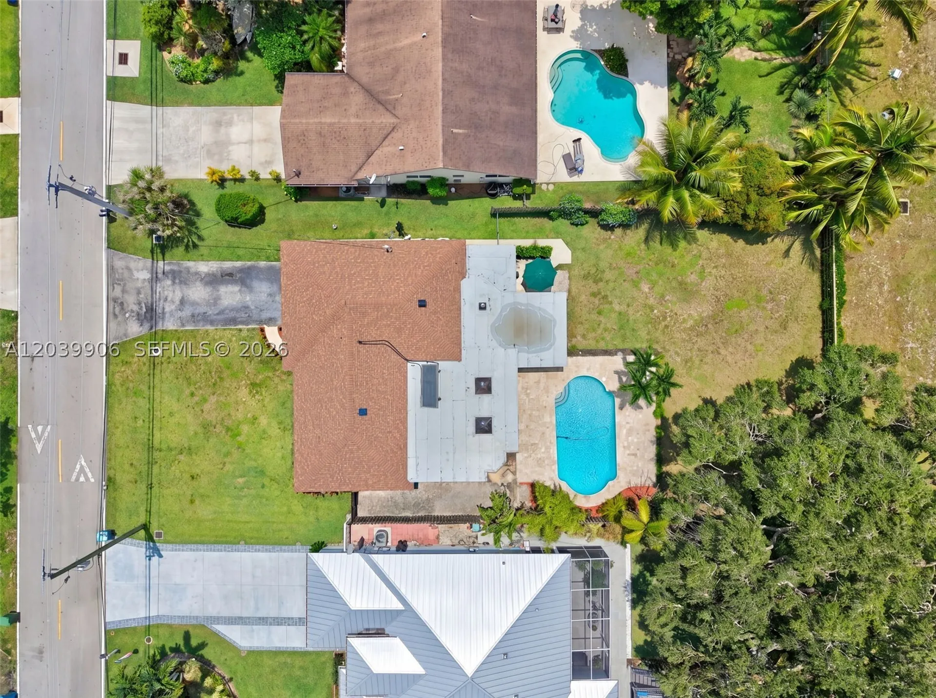 4831 NW 77th Court Pompano Beach FL 33073