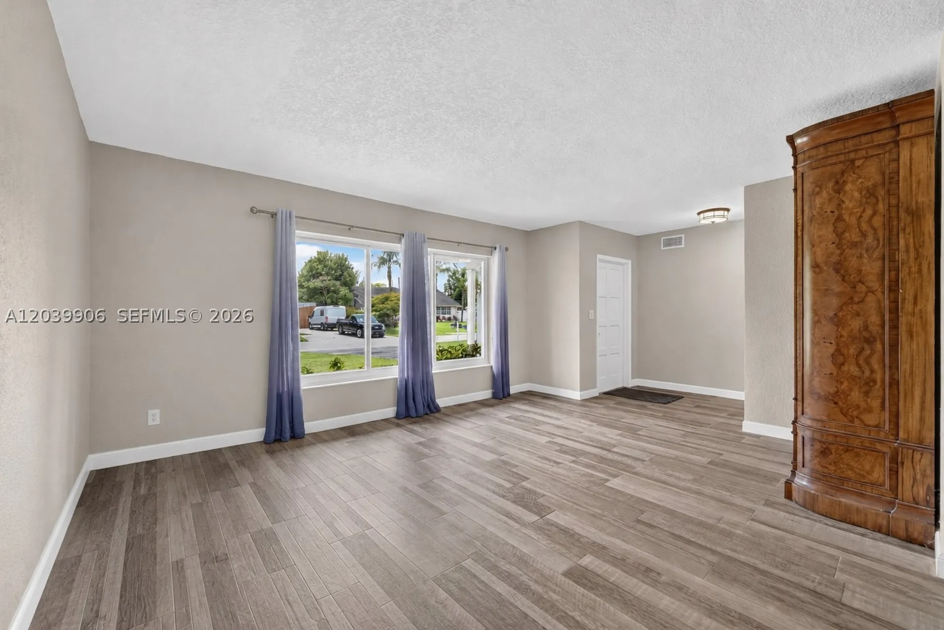 4831 NW 77th Court Pompano Beach FL 33073