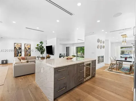 511 Perugia Avenue Coral Gables FL 33146