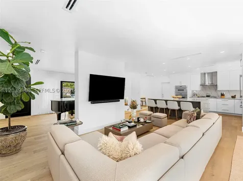 511 Perugia Avenue Coral Gables FL 33146