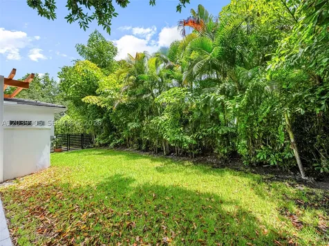 511 Perugia Avenue Coral Gables FL 33146