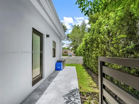 511 Perugia Avenue Coral Gables FL 33146
