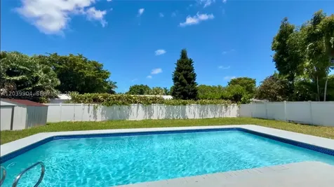 18133 SW 93rd Avenue Palmetto Bay FL 33157