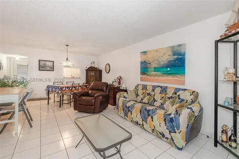 2800 Somerset Drive Lauderdale Lakes FL 33311