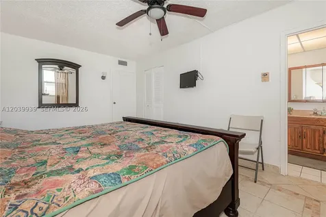 2800 Somerset Drive Lauderdale Lakes FL 33311