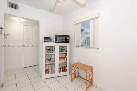 2800 Somerset Drive Lauderdale Lakes FL 33311